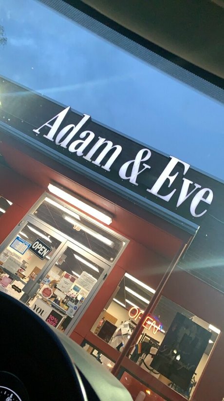 巨乳アマチュアオンリーファンズ エロ 写真