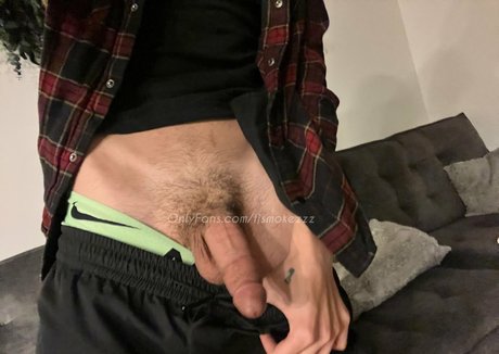 tjsmokezzz スター ヌード 画像