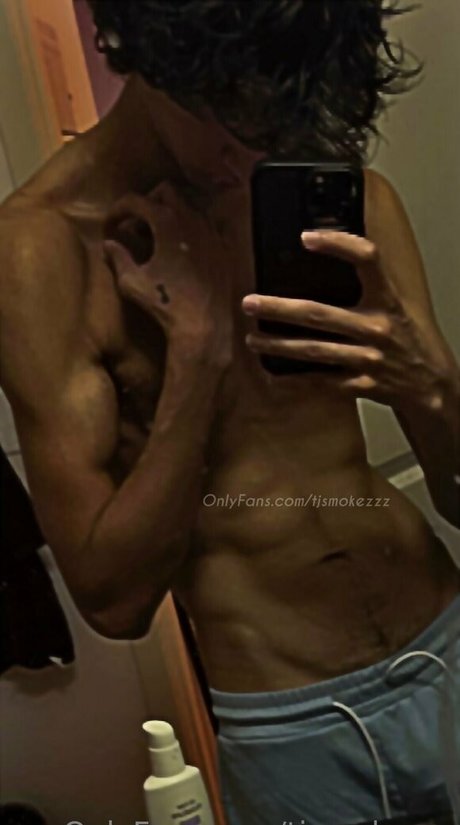 ティーンランジェリーオンリーファンズ 無料セックス 画像