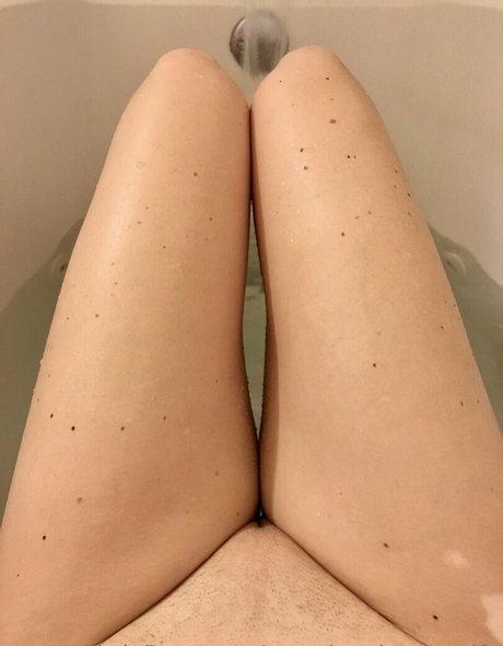 40歳のオンリーファンズ 無料 画像