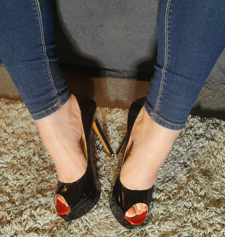 kayties feet ホットなスター 写真