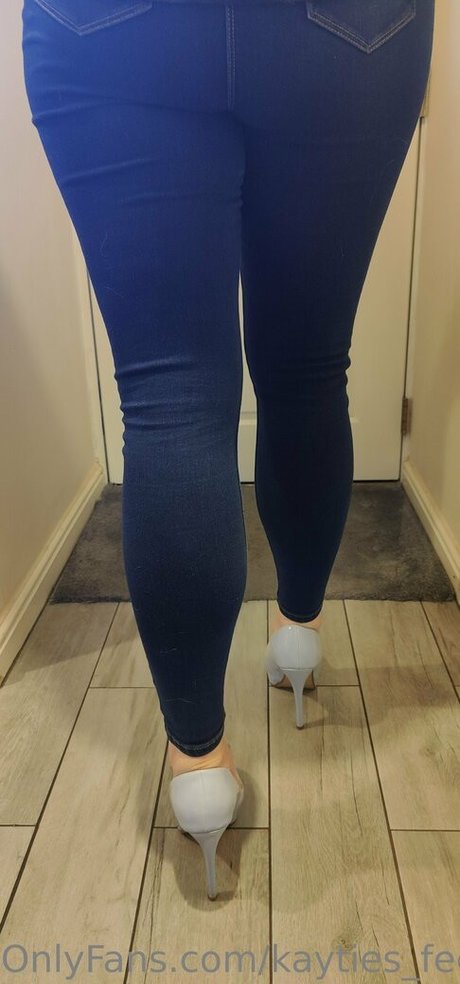 オンリーファンズアカウント 無料エロ 写真