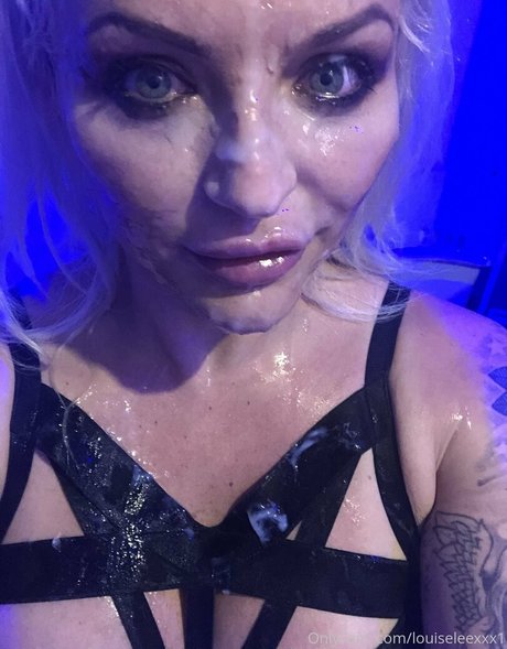 louiseleexxx1 モデル 画像