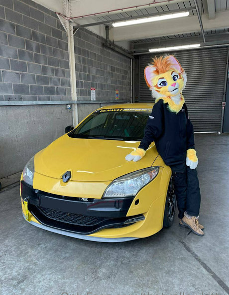 thatyellowkitty セクシーモデル 画像