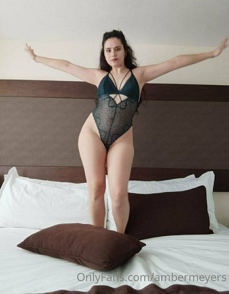 ambermeyers 可愛い女優 写真