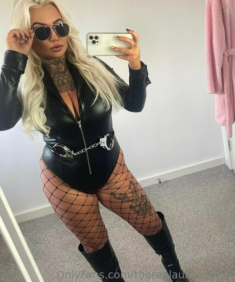 inkedblondieeee 完璧なポルノスター 写真