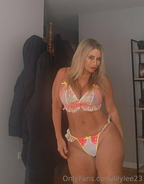 黒檀BBW オンリーファンズ えろ 写真