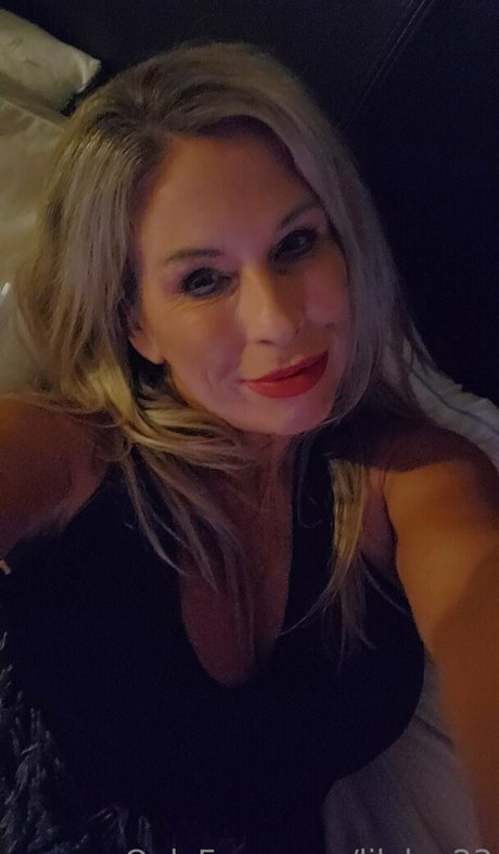 ニューハーフが男とセックスするオンリーファンズ 無料 画像