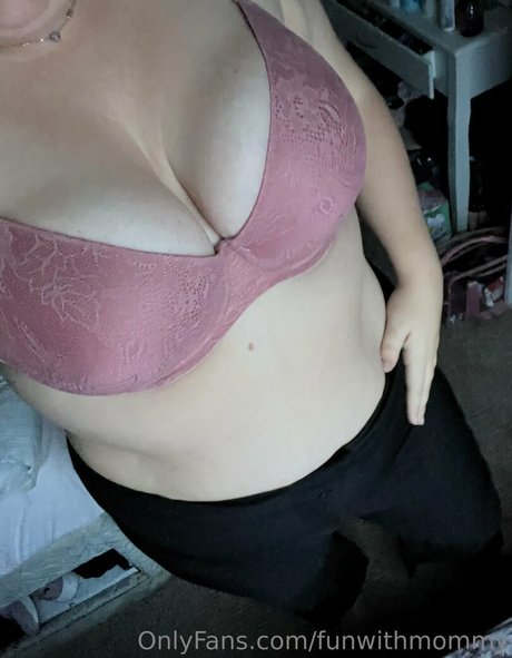 熟女オーガズムオンリーファンズ セクシー裸 ギャラリー