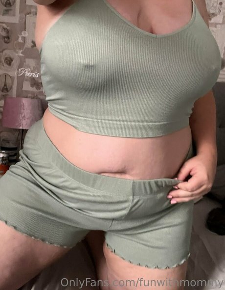 巨乳オナニーオンリーファンズ パーフェクト 画像