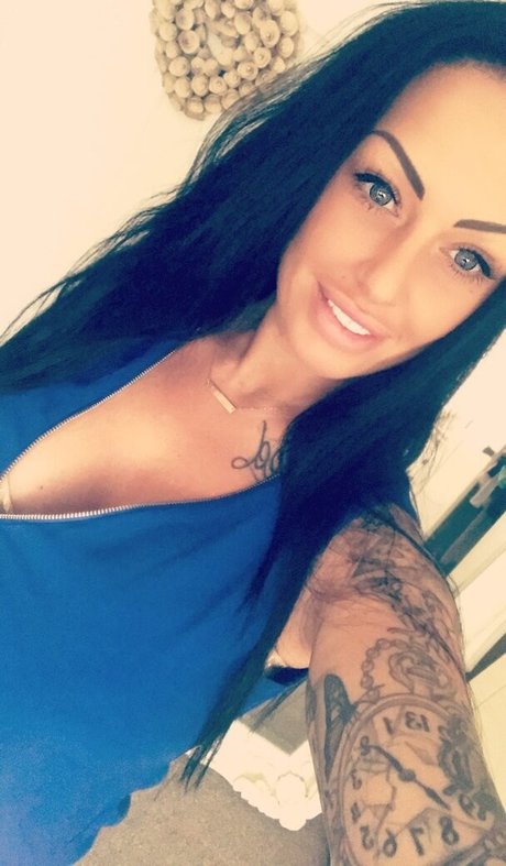 南部のオンリーファンズ セクシー 写真