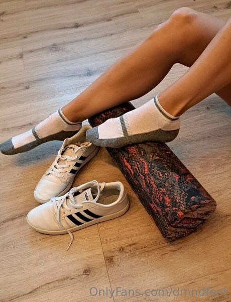 dmndfeet セクシーなスター 写真