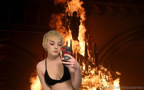 曲線美のブロンドオンリーファンズ 無料セックス ギャラリー