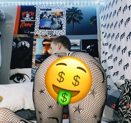 slizzzzardxx アダルトスター 画像