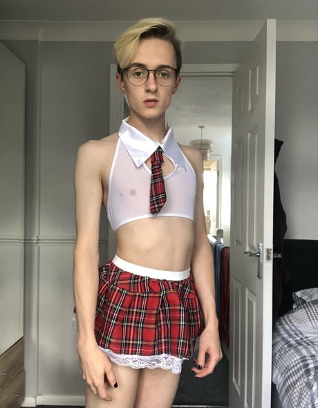 pierbi ポルノスター 可愛い 写真