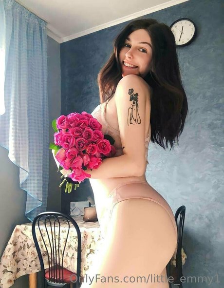 little emmy1 美しい女優 写真