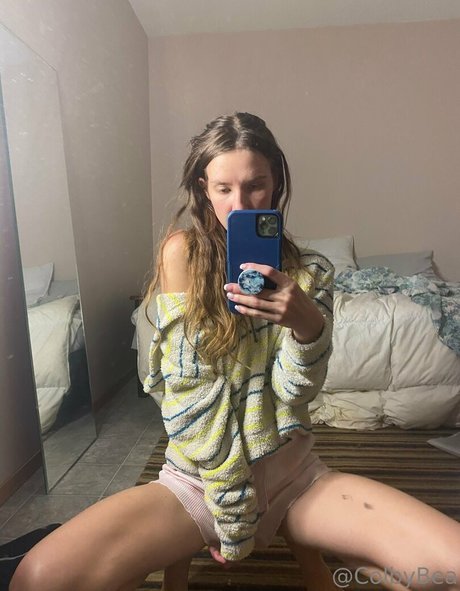 colbybea トップモデル アーカイブ