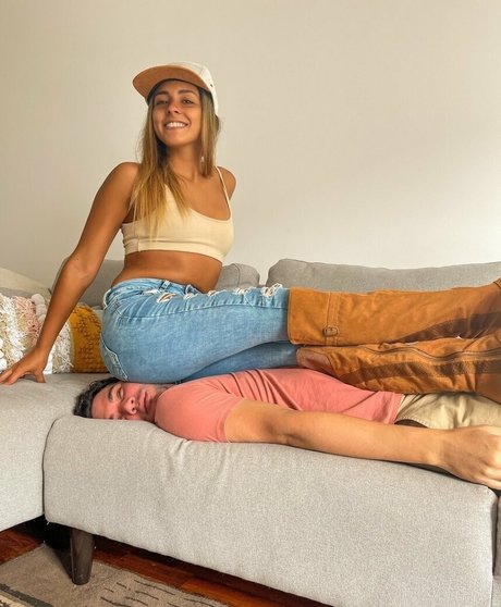 熟女アナルオンリーファンズ 限定 写真