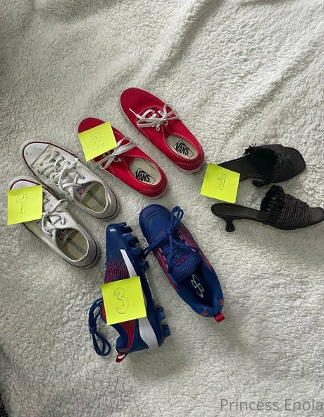 イギリスのおばあちゃんオンリーファンズ アート裸 写真