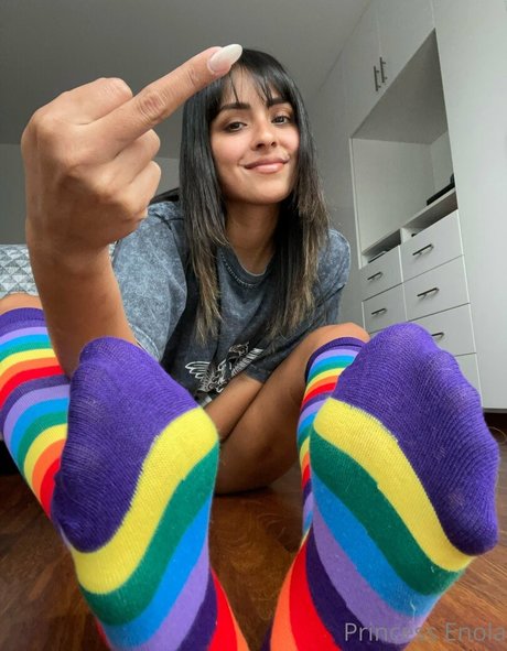 熟女の足オンリーファンズ 無料 ギャラリー