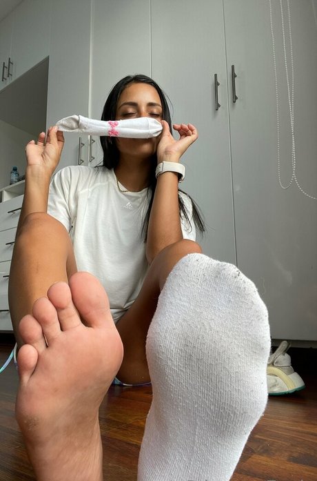 つま先オンリーファン ホット 写真