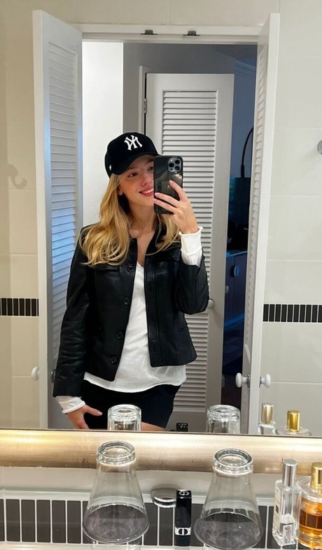 Jemima Robinson ポルノスター セックス 写真