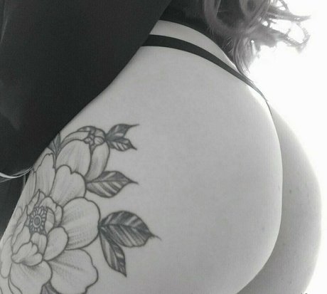 happygirlfree 美しいポルノスター 画像