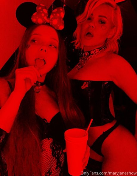 maryjaneshow 美しいモデル アーカイブ