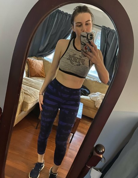 レズビアンマッサージオンリーファンズ ホットxxx 画像