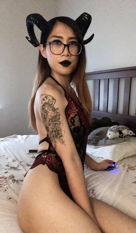 skelly tan アダルト女優 ギャラリー