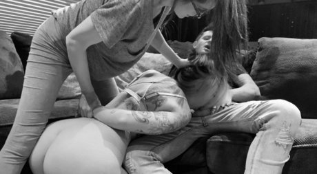 ydcbehindthelens セクシー女優 写真