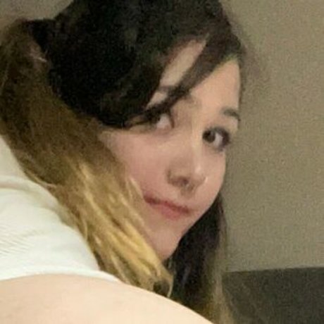 ダウンオンリーファン アダルト無料 写真