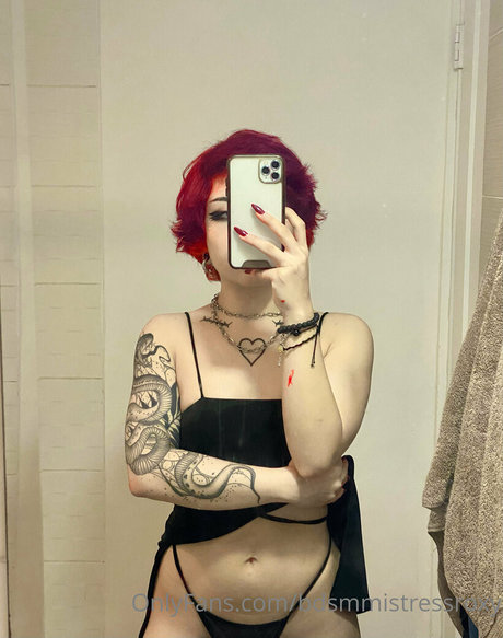 巨乳ストリップオンリーファンズ ホットxxx 写真