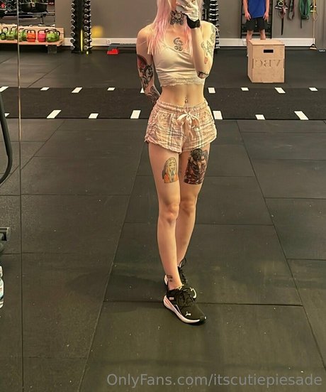 itscutiepiesade 完璧なポルノスター 画像