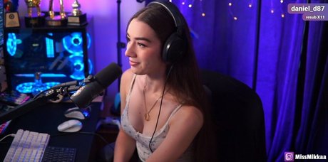 asmr 足 オンリーファンズ セクシー ギャラリー