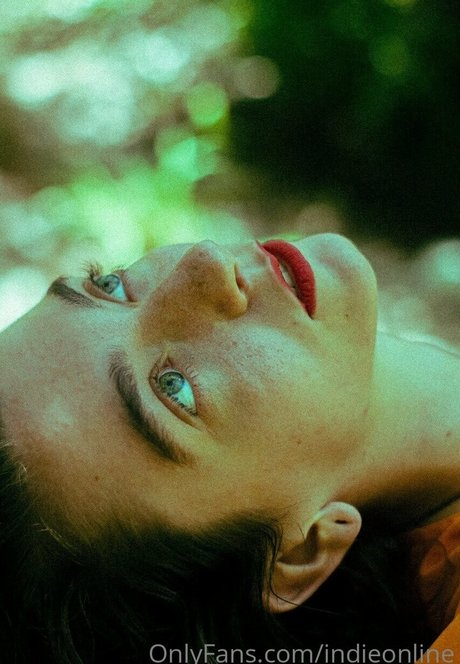 indieonline ポルノスター 画像