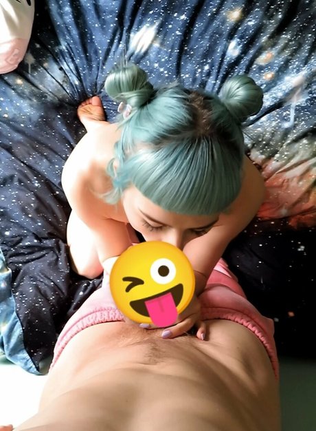 ユニフォームオンリーファン ポルノ 写真