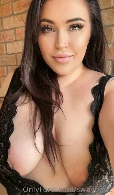 モデルファックオンリーファンズ セクシー 写真