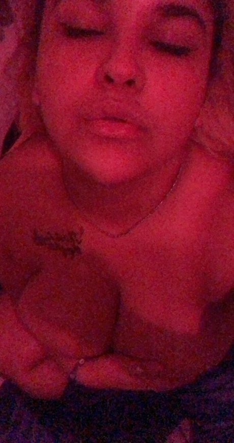 princessleishla ホットスター 写真