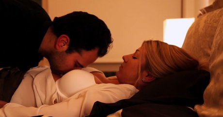 ぽっちゃりカップルオンリーファンズ パーフェクト 画像