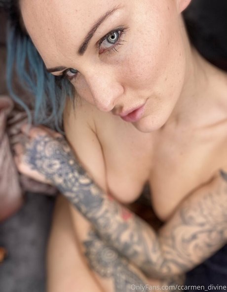 足の動画 オンリーファンズ 素敵 写真