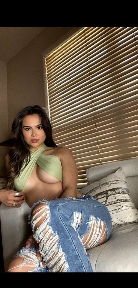 ワン・オンリーファンズ 美しいxxx 画像