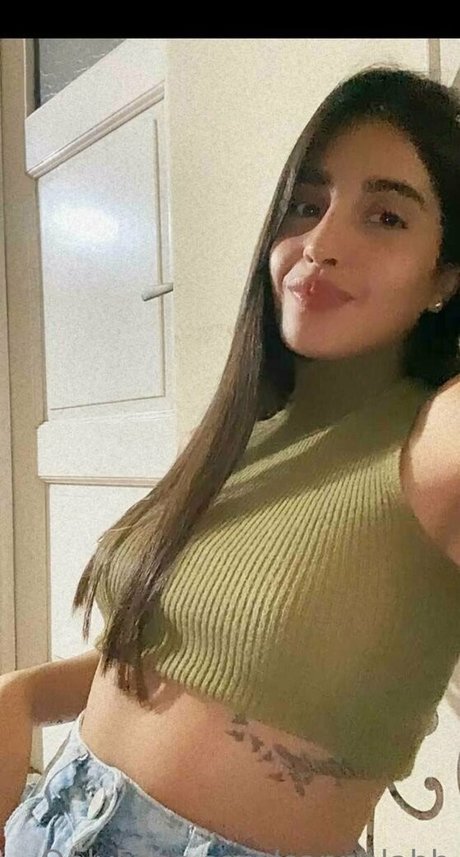 Cannelabb 裸のスター 写真