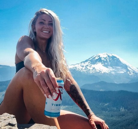 Jordan Elizabeth 独占ポルノスター 写真