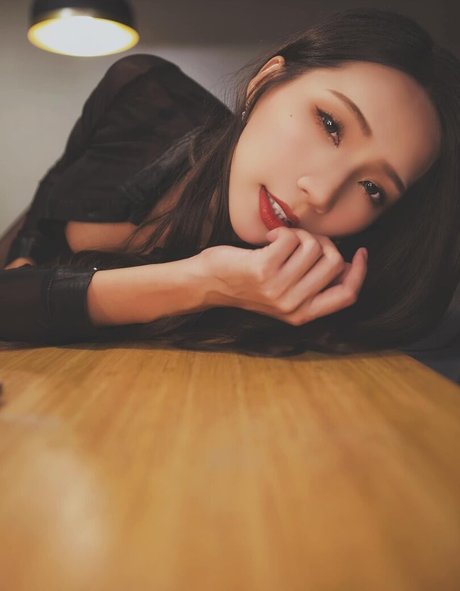 モンスターコックオンリーファンズ えろ 写真