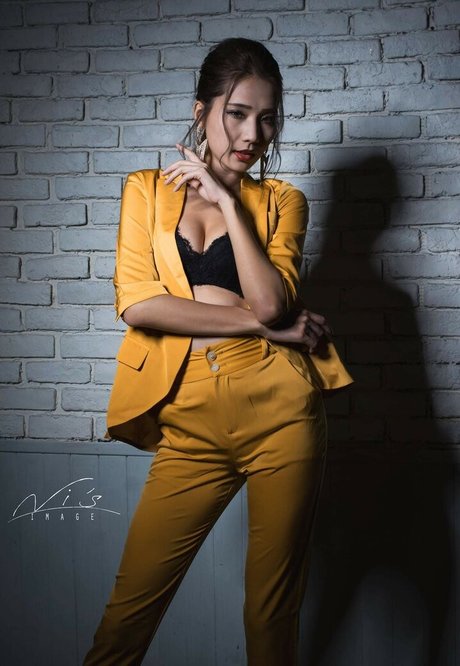 足の動画 オンリーファンズ 素敵 画像