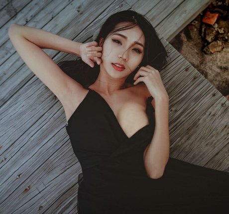 妻のアナルオンリーファンズ ホットヌード 画像