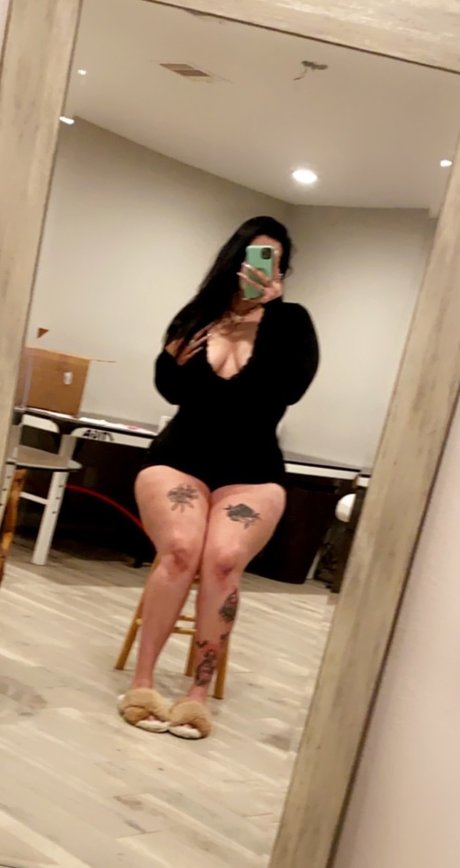 Curvy_ 最高の女優 画像