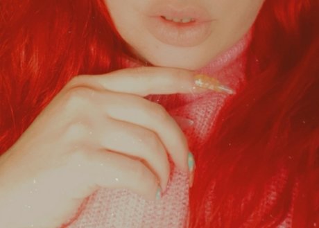 Clawz 裸のポルノスター ギャラリー