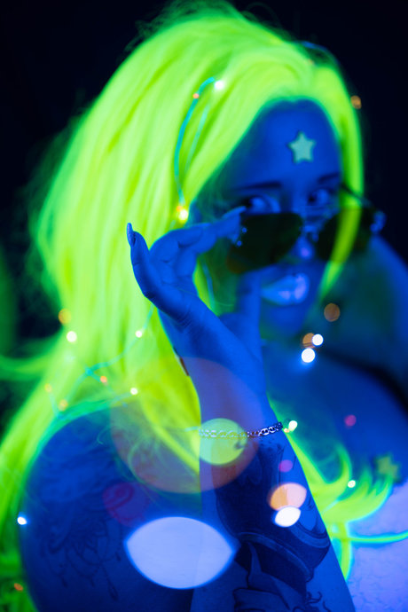 Lory Quinn ヌードスター 写真